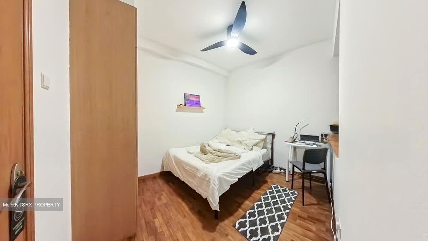 Queens (D3), Condominium #580802341